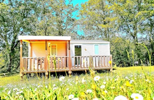 Soturac House | ZEcamping 3 étoiles parc aquatique mobil-home TV LV BBQ 32m2