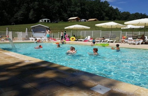 St-Sulpice-de-Mareuil House | ZEcamping 3 étoiles parc aquatique pet friendly mobil-home 38m2 4 pers