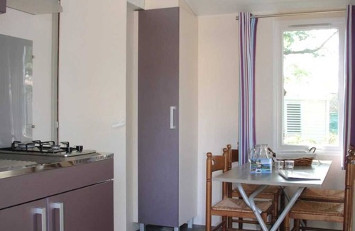 Peynier House | ZEcamping 3* toboggans piscine locatif 25m2 5 pers