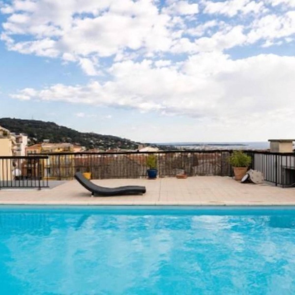 15min de la Croisette | Chambre + Piscine Rooftop