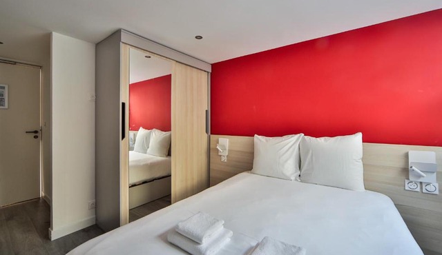 06.Chambre double#CoLiving#Loft#HomeCinema#fitness in Charenton-le-Pont