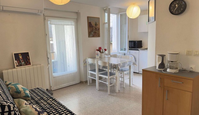 2 rooms 43m2 - 1 bedroom - city center - Quiet area