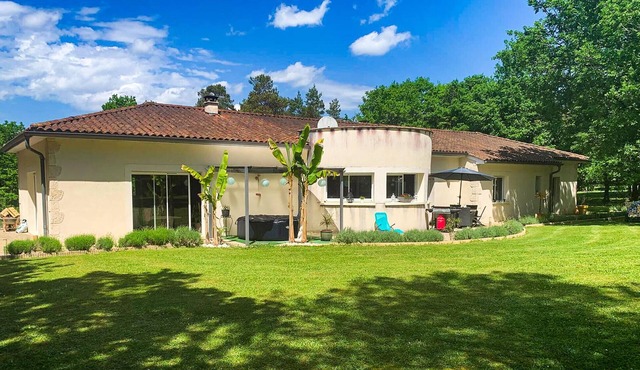 3 bedroom nice home in Sarliac