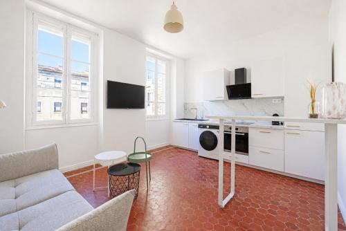 3 chambres spacieux lumineux climatisé à 2 pas du Vieux Port