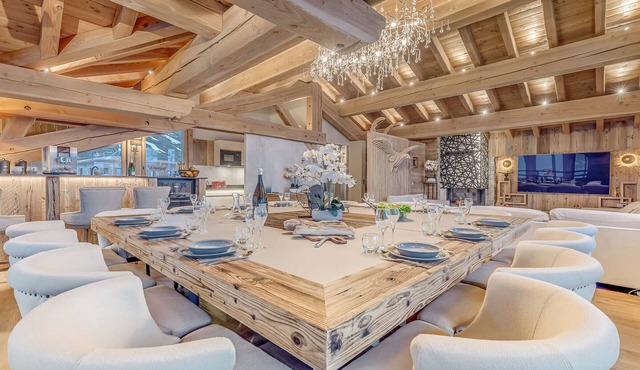 5* Chalet in Tignes - 450m² - 16 guests - Sauna, Jacuzzi, Game Room in Tignes