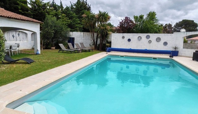 A spacious, quiet single-story home with a pool!