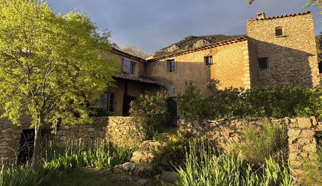 A typical sheepfold between Ventoux and Luberon in Rustrel
