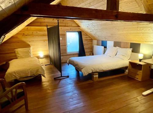 A6 Parking Wifi 1 chambre 3 lits, 1 canapé lit 2 à 6 pers Clim Mobile Réduc à la semaine ou mois