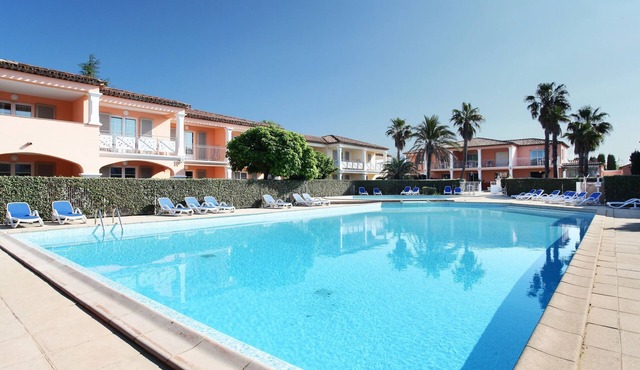 Accès Piscines ! Appartement cosy et charmant in Grimaud