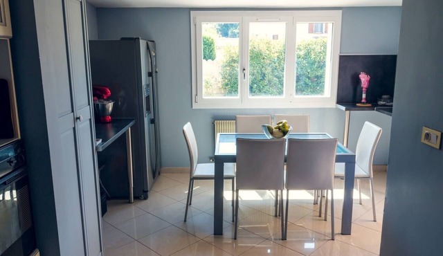 Agréable Villa Proche de Cannes in Auribeau-sur-Siagne