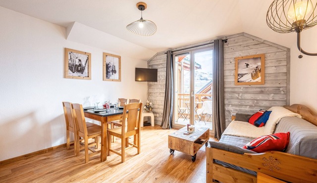Apartment "Atlas" with Mountain View, Balcony, and Wi-Fi