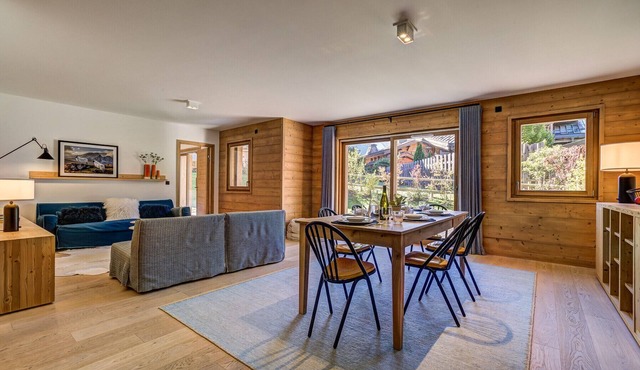 Apartment with Terrace &amp; Garden 250m from Ski Lift