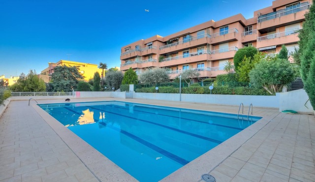 Appartement Fabrina with Balcony and Pool, Nice, France