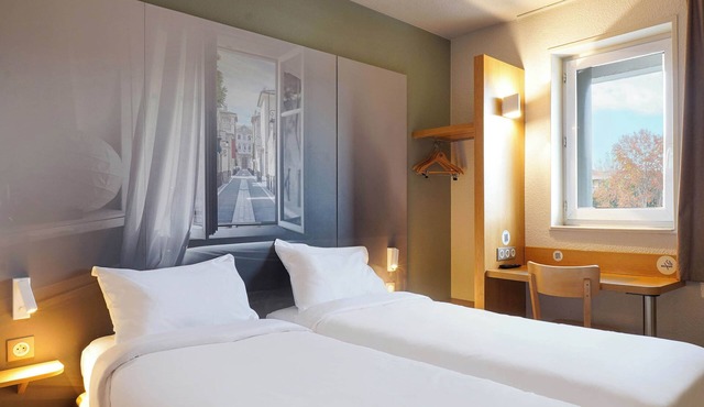 B&B HOTEL AIX EN PROVENCE Pont de l'Arc