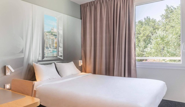 B&B HOTEL Marseille Aéroport Saint-Victoret
