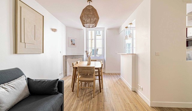 Beautiful T2 in the heart of suquet - 5min beach