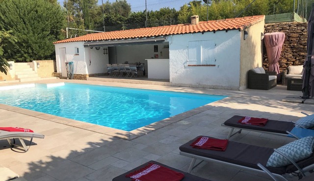 BEAUTIFUL VILLA IN THE VAR BETWEEN BANDOL AND LA CIOTAT