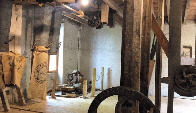 Bed and breakfast at the mill! in Le Pondy