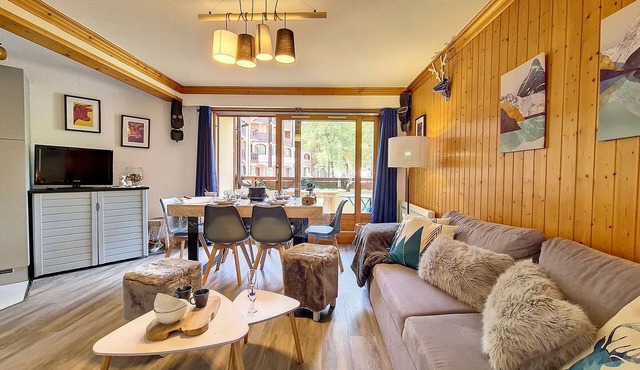 Bright 3-room apartment near slopes with balcony