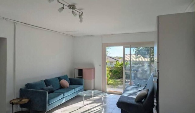 Bright 2-Bedroom Apartment in the Heart of the Vineyards – 25 Minutes from Bordeaux