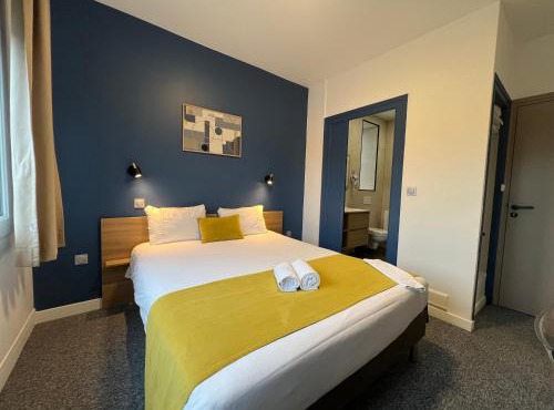 Brit Hotel du Parc Niort Centre-Parking gratuit