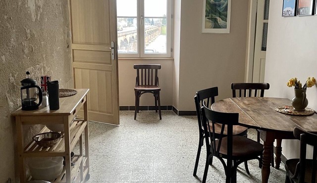 Cafe Velo Nevers - Cosy courtyard room