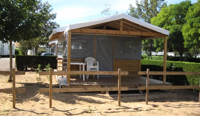 Campsite Les Catalpas * - B11 Lodge Toilet 2ch WC 4 persons