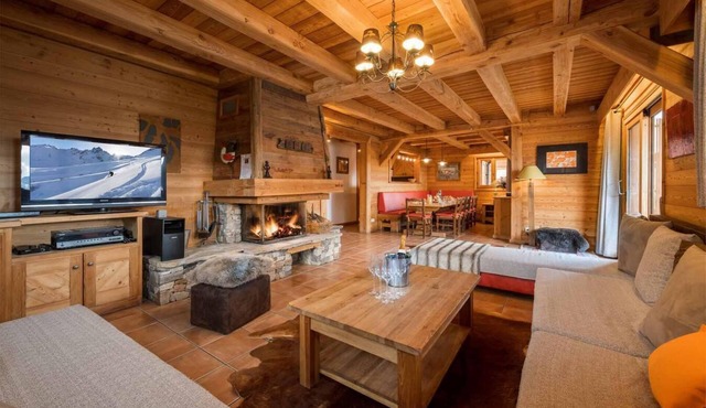 Chalet, view ski slopes, sauna, balcony, fireplace or stove, parking, tv, 150m², Alpe d'Huez
