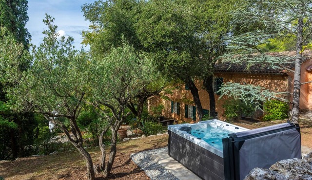 Charming House in Lorgues with Terrace and Private Garden