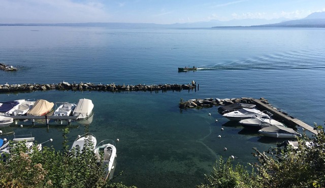 Charming waterfront house on Lake Geneva in Excenevex