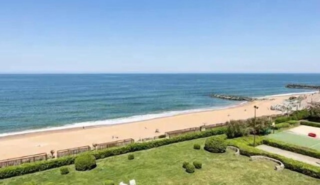 Classic Room with 2 Bedrooms for 2 Adults and 2 Children, Featuring a Stunning Ocean View