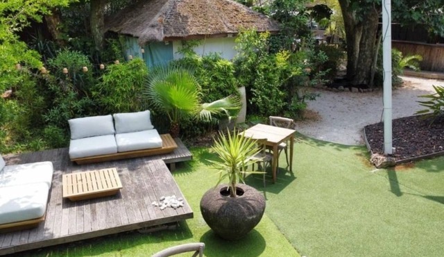 Comfortable Single Retreat Near Waterfront Promenades and Shops