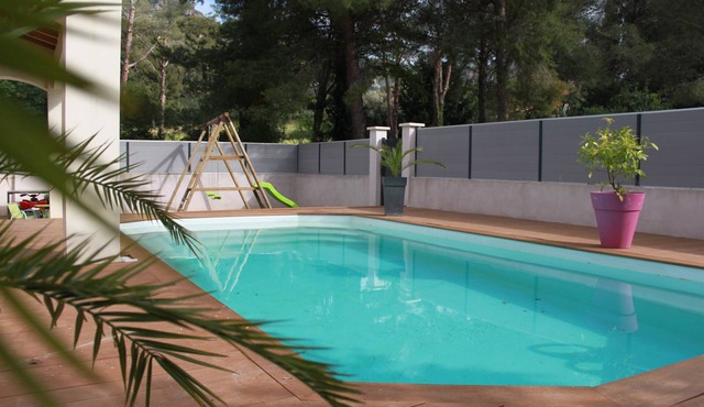 Contemporary villa T5 with swimming pool in CASSIS