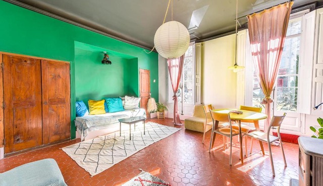 Cool charming appartment in historic forcalquier