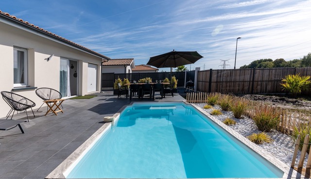 Cosy Holiday Home 'Mios' with Private Pool, Terrace, Garden and Wi-Fi