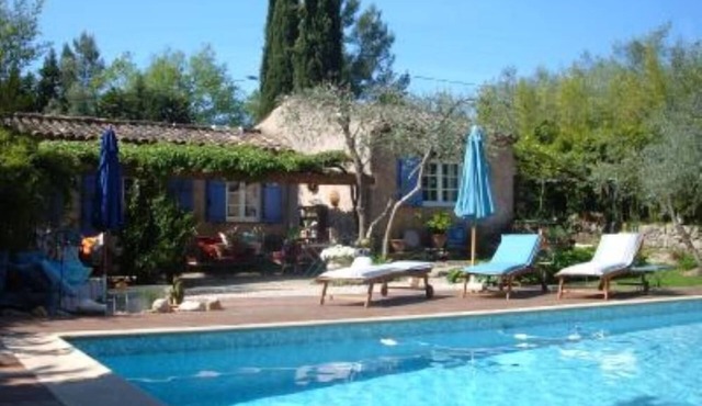 Country holiday home - ValbonneHouse with character