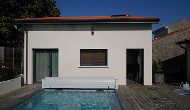 Duplex avec piscine in Villenave-dʼOrnon
