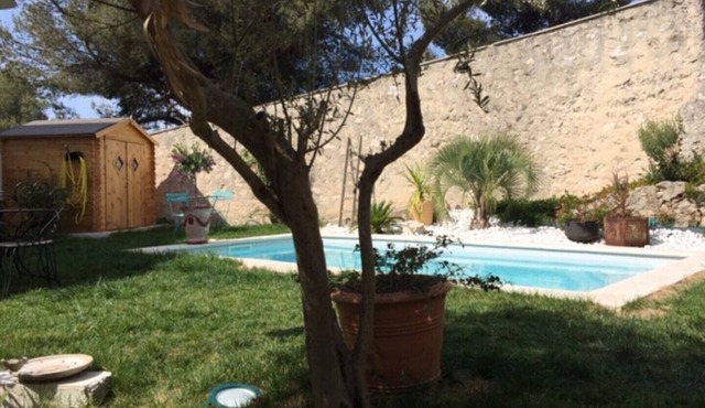 Exceptional apartment in villa with private pool and sea view