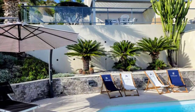 Exceptional sea view villa with pool
