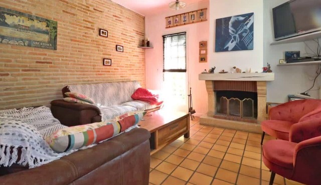 Family house with garden in Lugos