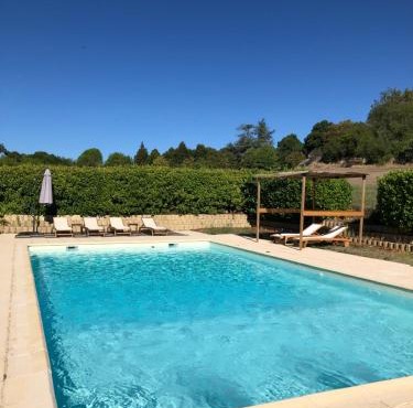 Gite authentique en Provence Luberon - Grande piscine