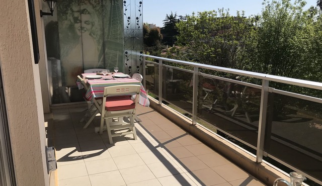 Golfe Juan - Plages A Pied- 2pièces 40m2/terrasse SUD 12m2