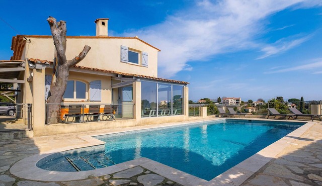 Gorgeous home in Saint-Laurent-du-Var