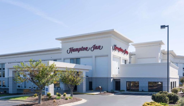Hampton Inn Mount Airy in Mount Airy