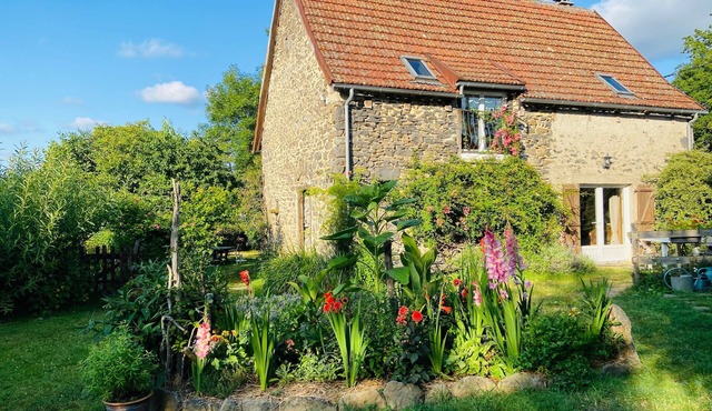 Holiday Home “Gîte La Ruche” – A Haven of Nature and Tranquility