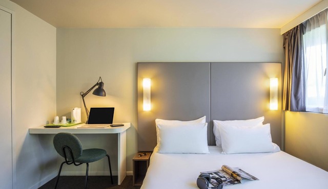 Hotel Campanile Auxerre - Monéteau