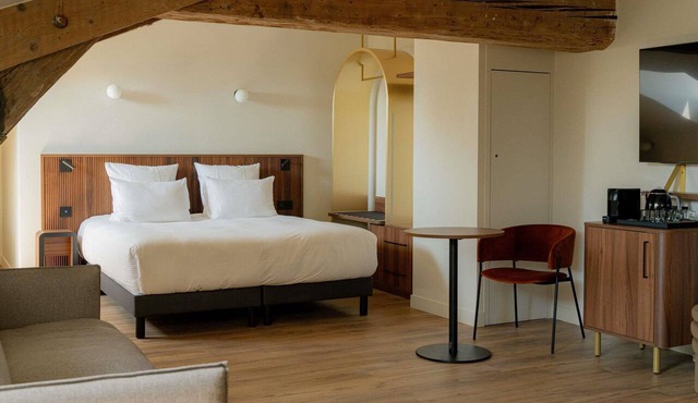 Hotel Fort St Laurent Lyon - Handwritten Collection