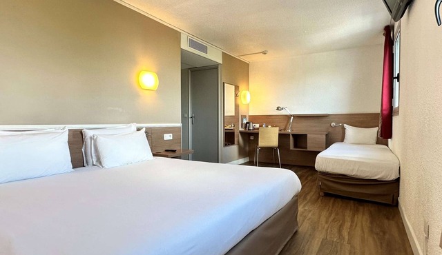 Hotel Kyriad Le Bourget Centre-Parc des Expositions
