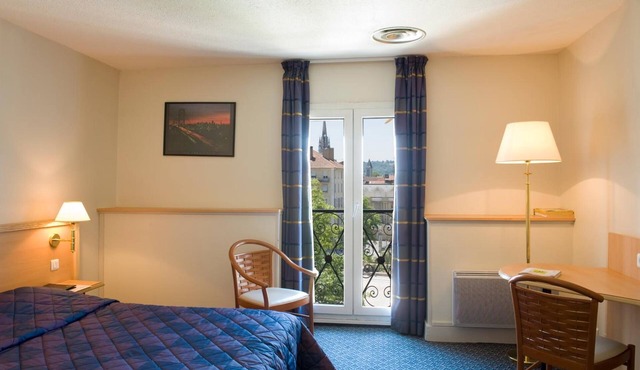 Hotel Le Bourbon in Pau