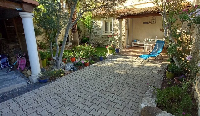 House 90m2 10 min walk from the beach